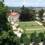 An Der Kirchtreppe 布兰肯堡