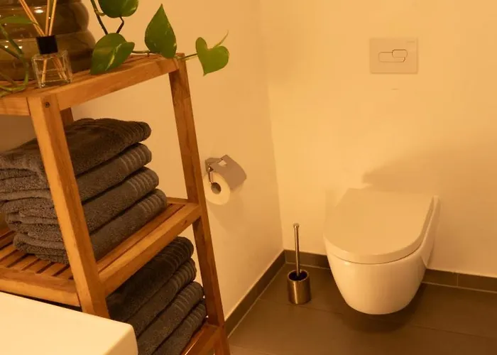 An Der Kirchtreppe *